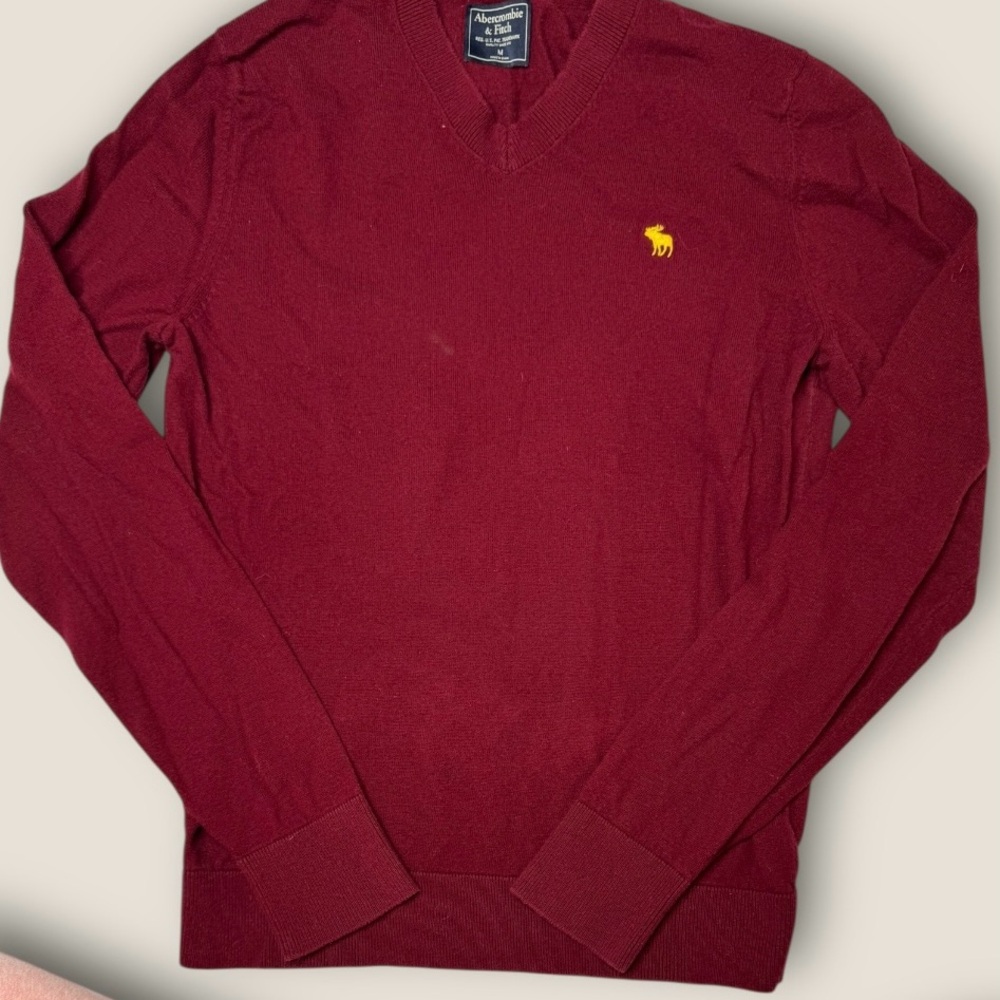 Abercrombie & Fitch Deep‎ Red V-Neck Sweater